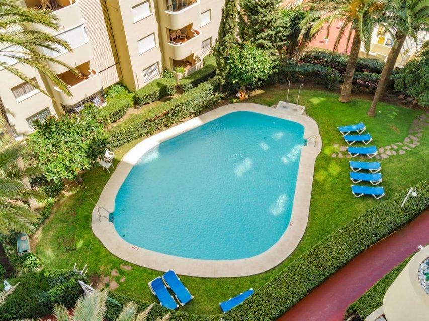 Urbanizacion Puerto Paraiso Εστεπόνα Εξωτερικό φωτογραφία